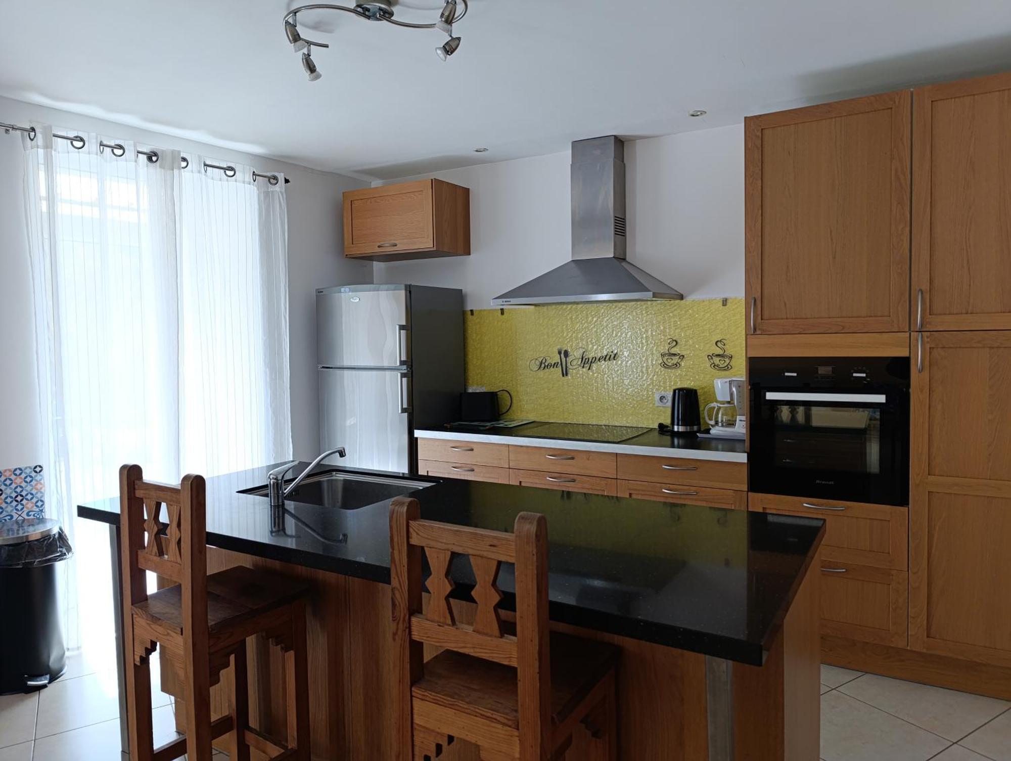 Maison Spacieuse Et Agreable Saint-Georges-de-Luzençon 外观 照片